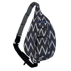 Kavu Rope Bag Sling Crossbody Black & White Geometric Print Bag